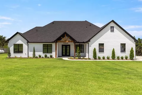 2884 Springridge Rd, Guthrie, OK 73044