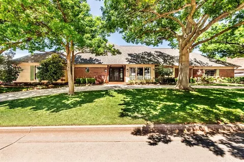 4315 Saint Gregory Dr, Oklahoma City, OK 73120