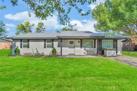 103 Western Sunset Trl, Snyder, OK 73566