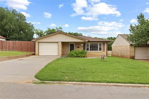 516 N 5th St, Weatherford, OK 73096