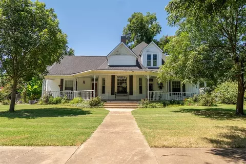 511 N Oak St, Pauls Valley, OK 73075