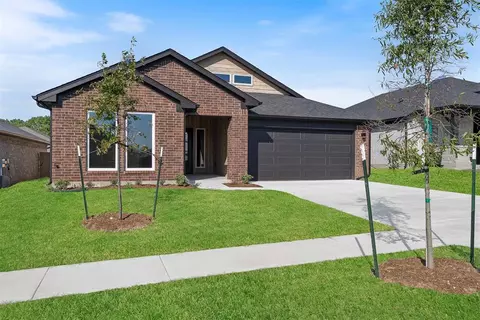 449 Vista Dr, Yukon, OK 73099