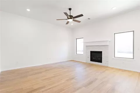3104 Warwick Way, Moore, OK 73160