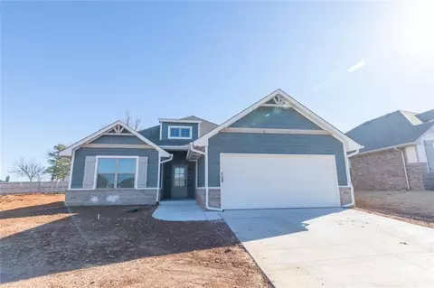 Exterior - 3104 Warwick Way, Moore, OK 73160 photo 1 of 5