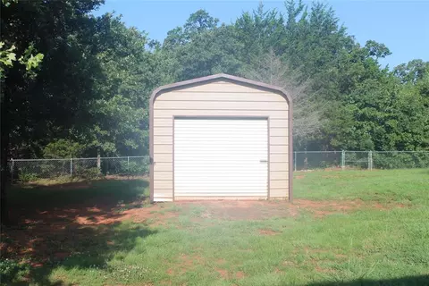 20796 Walker Rd, Tecumseh, OK 74873 photo 12