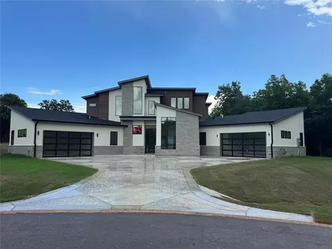 7500 Whitney Michel Dr, Oklahoma City, OK 73121