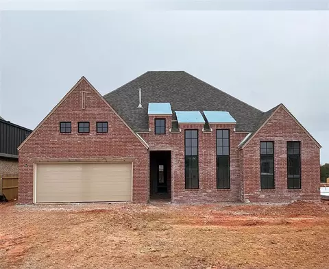 15628 Flora Ave, Edmond, OK 73013