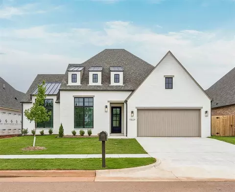 15629 Stillmeadows Dr, Edmond, OK 73013
