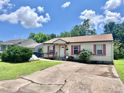 106 W Lilac Ct, Midwest City, OK 73110