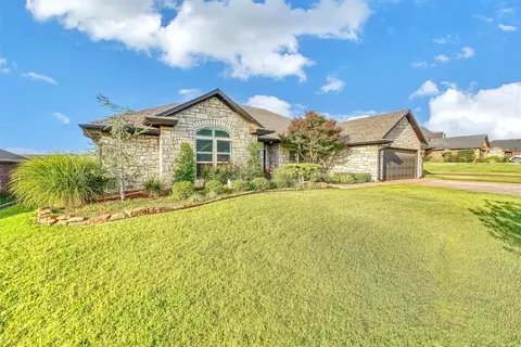 132 Eagle Cir, Elk City, OK 73644
