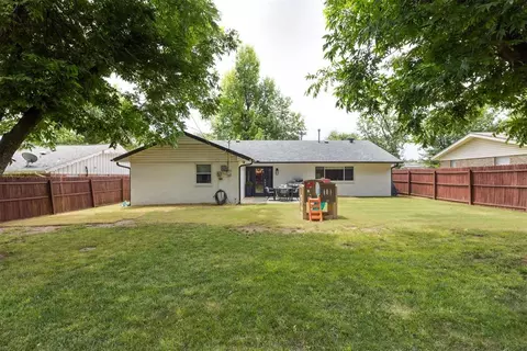 623 E 27th St, Edmond, OK 73013 photo 39