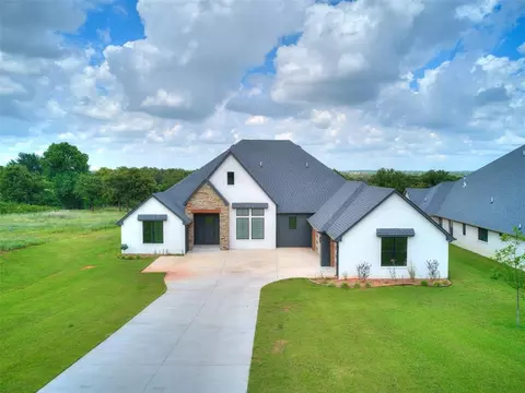 2261 Winter Creek Blvd, Blanchard, OK 73010