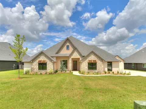 2263 Winter Creek Blvd, Blanchard, OK 73010