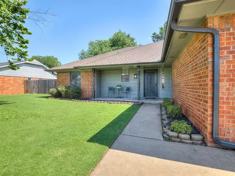 313 Ember Glow Dr, Moore, OK 73160 photo 9