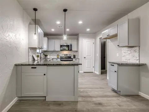 313 Ember Glow Dr, Moore, OK 73160 photo 17