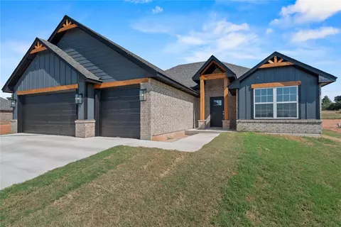 1249 Jerzee Mae Rd, Blanchard, OK 73010