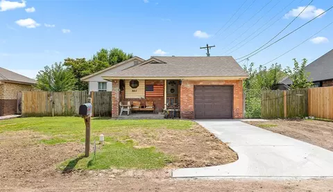 807 Thompson Dr, El Reno, OK 73036