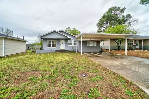 1205 Carol Dr, Shawnee, OK 74804