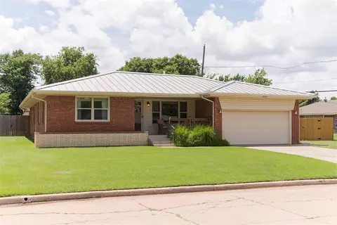 2660 Lakeside Dr, Oklahoma City, OK 73120