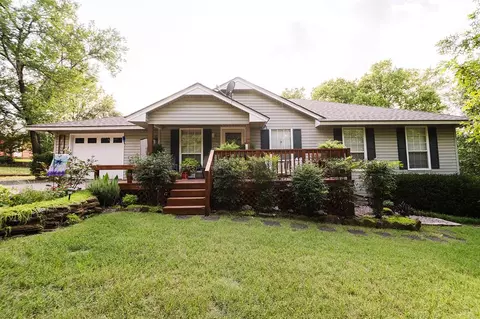 207 S Mcclure Ave, Pauls Valley, OK 73075