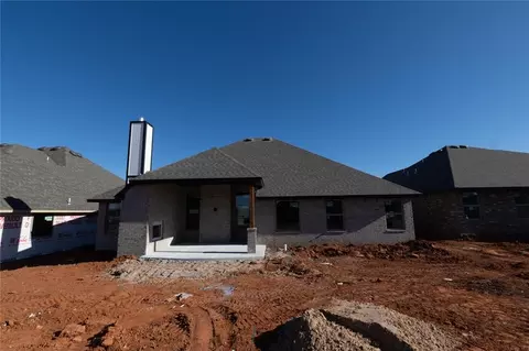 Other - 2913 Crossover Ct, Moore, OK 73160 photo 4 of 7