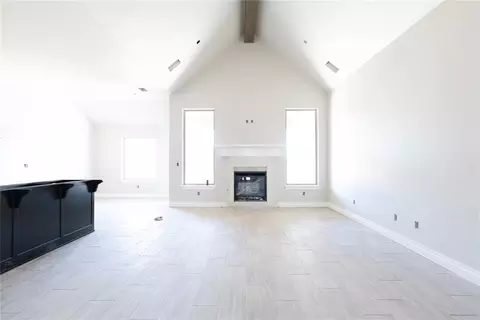 2913 Crossover Ct, Moore, OK 73160