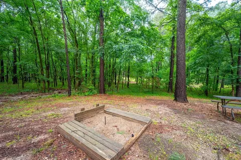 Exterior - 44 Pine Bluff Rd, Broken Bow, OK 74728 photo 4 of 11