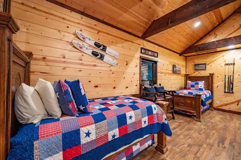 Bedroom - 44 Pine Bluff Rd, Broken Bow, OK 74728 photo 11 of 13