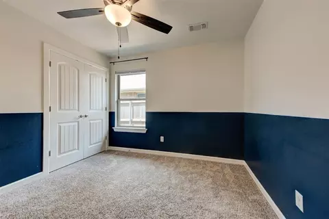 Bedroom - 1632 NE 35th St, Moore, OK 73160 photo 5 of 6