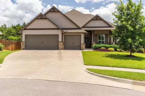8040 Sweetgum St, Edmond, OK 73034