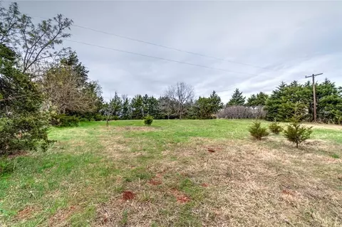 910 N Main St, Tryon, OK 74875 photo 3