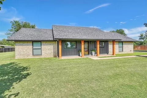 20426 E County Road 1567, Altus, OK 73521 photo 2