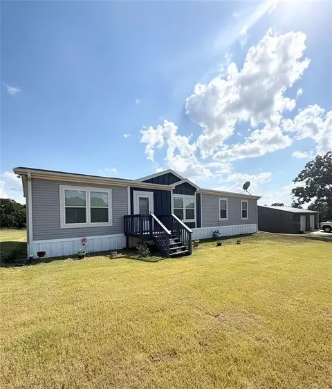 35721 Honeysuckle Ln, Tecumseh, OK 74873