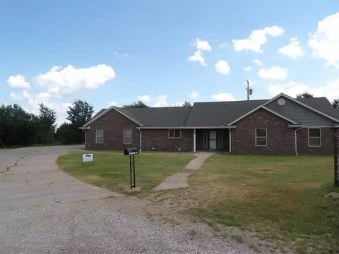 3 Stonegate Rd, Guthrie, OK 73044 photo 2