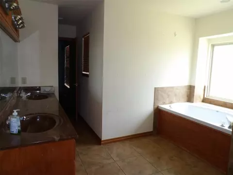 3 Stonegate Rd, Guthrie, OK 73044 photo 7