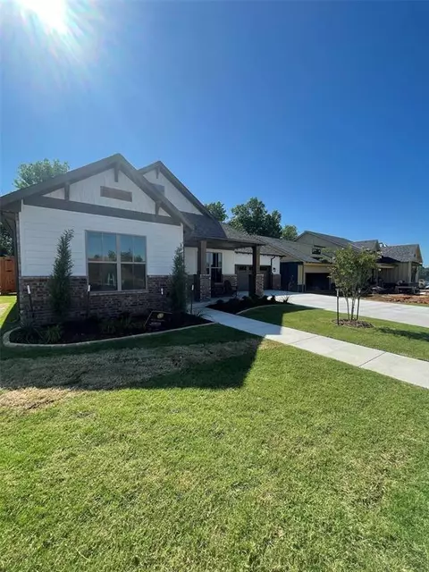 1909 Paseo Pl, Edmond, OK 73034