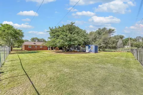 307 E Washington Ave, Sayre, OK 73662 photo 29
