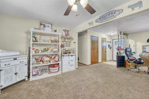307 E Washington Ave, Sayre, OK 73662 photo 7