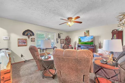 307 E Washington Ave, Sayre, OK 73662 photo 4