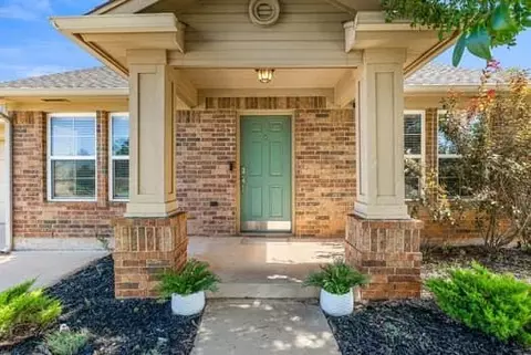 2709 NW 184th St, Edmond, OK 73012