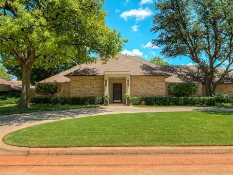 11716 Twisted Oak Rd, Oklahoma City, OK 73120