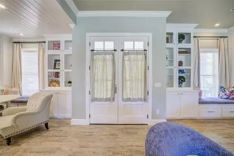 Entry Way - 609 Chillmark Dr, Norman, OK 73071 photo 1 of 4