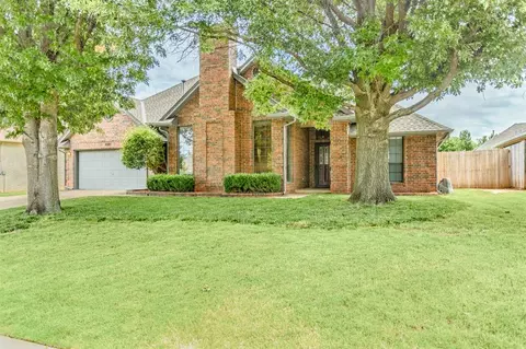 808 Julies Trl, Edmond, OK 73012