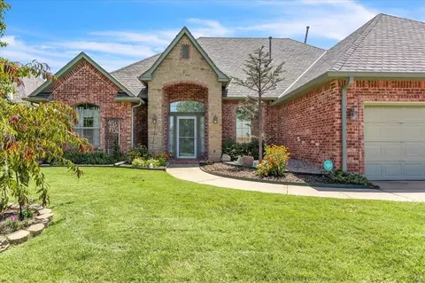 4316 Gallant Fox Dr, Edmond, OK 73025