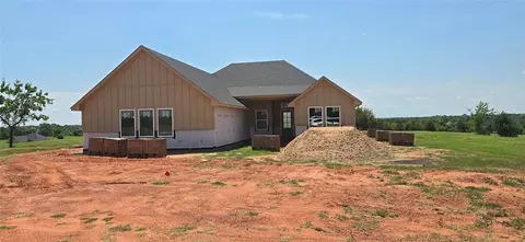2439 Wolf Creek Bnd, Blanchard, OK 73010