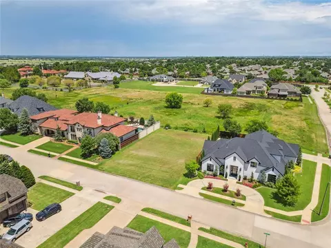 3805 Danfield Ln, Norman, OK 73072
