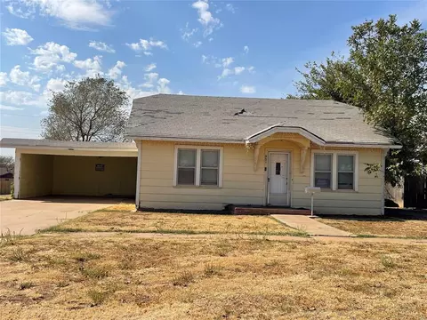 901 N Lee St, Altus, OK 73521