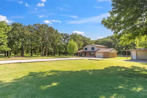 11 Mockingbird Ln, Shawnee, OK 74804