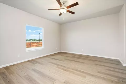 708 Luna Way, Tuttle, OK 73089 photo 3