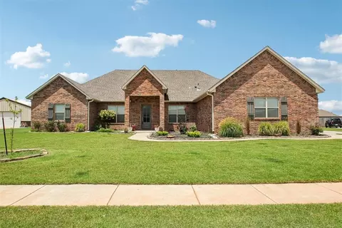 12825 SW 26th St, Yukon, OK 73099
